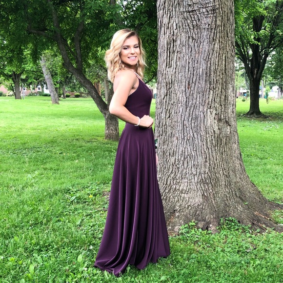 pre owned prom dresses